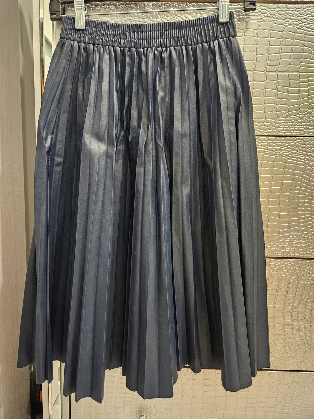 Pleated Navy Midi Skirt - Classic Women's Skirt